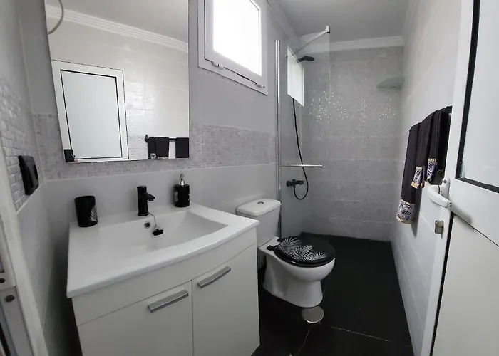 La Naval 209, Atico - Cirta Apartament